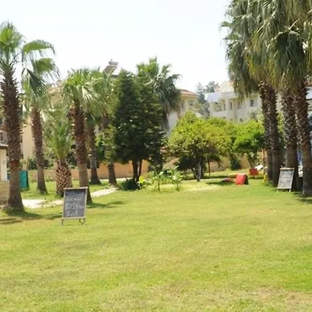 Hotell Club Caprice Armutalan