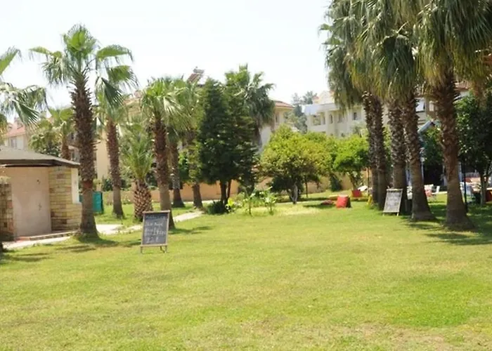 Hotel Club Caprice Armutalan