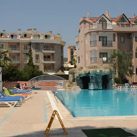 호텔 Club Caprice Armutalan