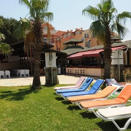 호텔 Club Caprice 2*