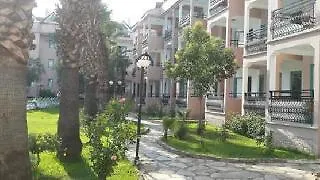 호텔 Club Caprice 2*