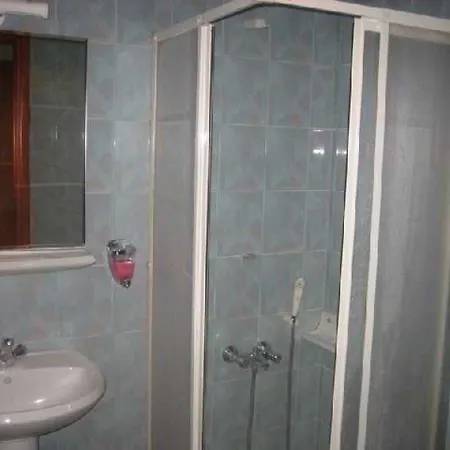 호텔 Club Caprice Armutalan